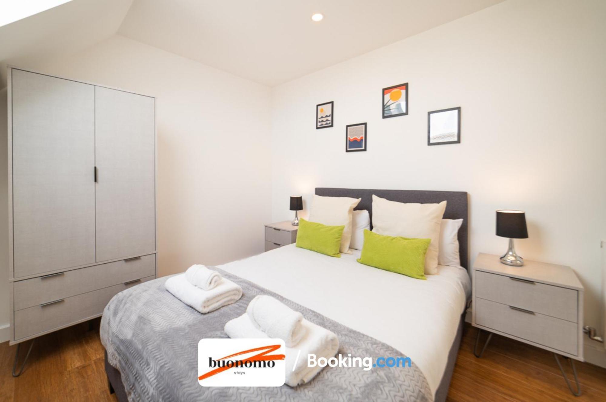 Two Bedroom Apartment At Buonomo Stays Short Lets & Serviced Accommodation 伦敦 外观 照片