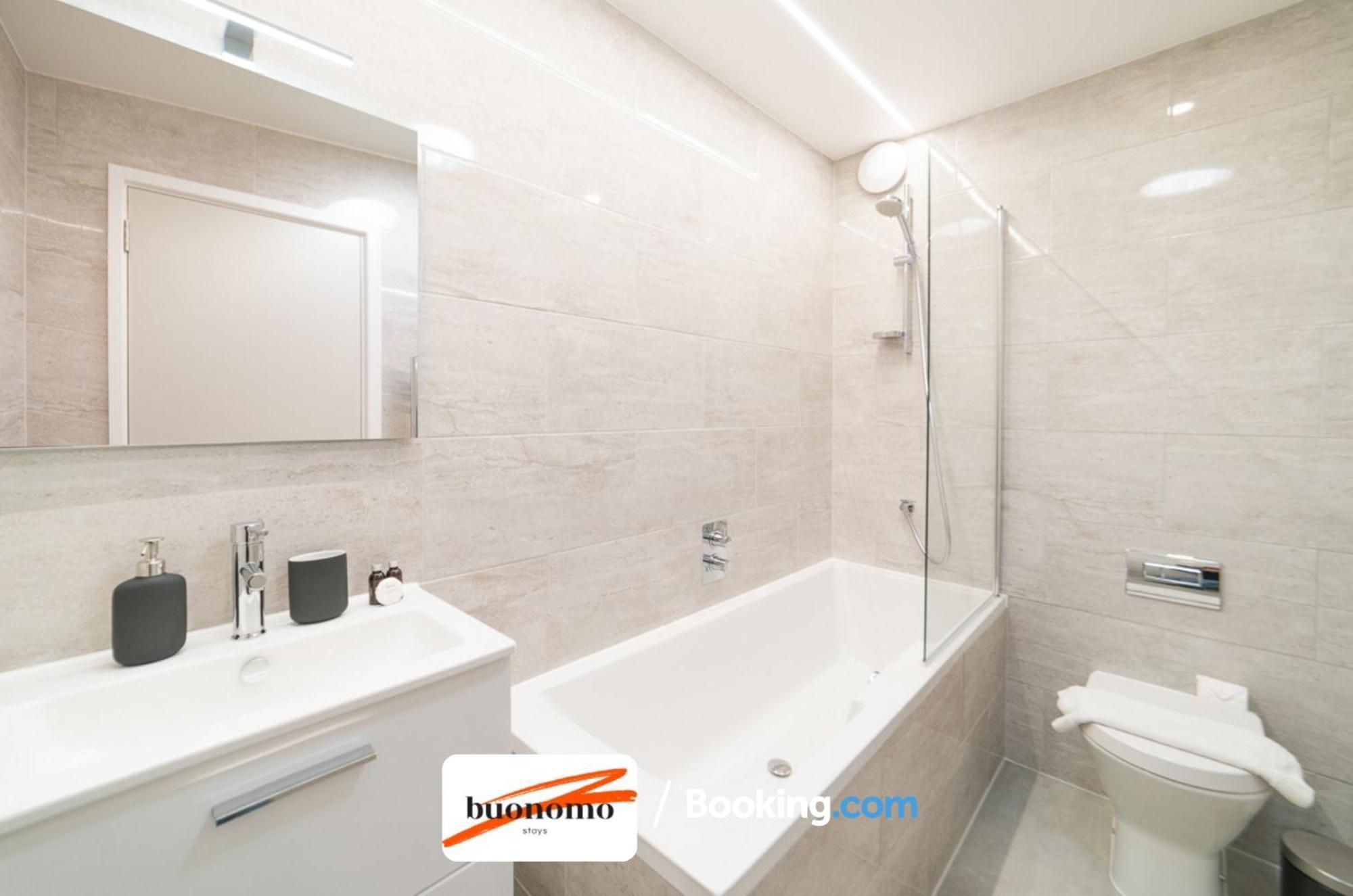 Two Bedroom Apartment At Buonomo Stays Short Lets & Serviced Accommodation 伦敦 外观 照片